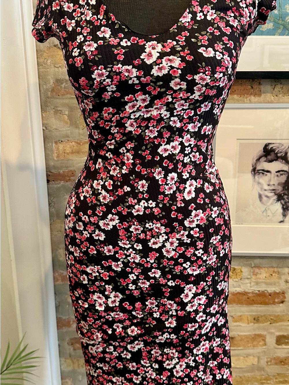 Jessica Simpson Ribbed tunic Black and  Floral Scoop-Neck Women's Dress